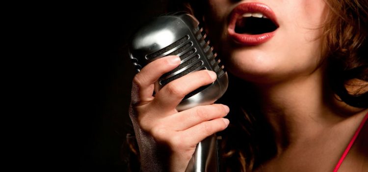 2 Reasons to Contact This Female Jazz Singer to Perform at Your Venue