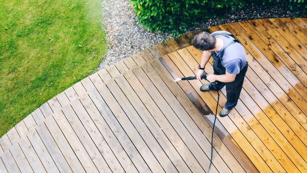 Top 3 Reasons to Consider Using a Pressure Washer Rental in South Florida